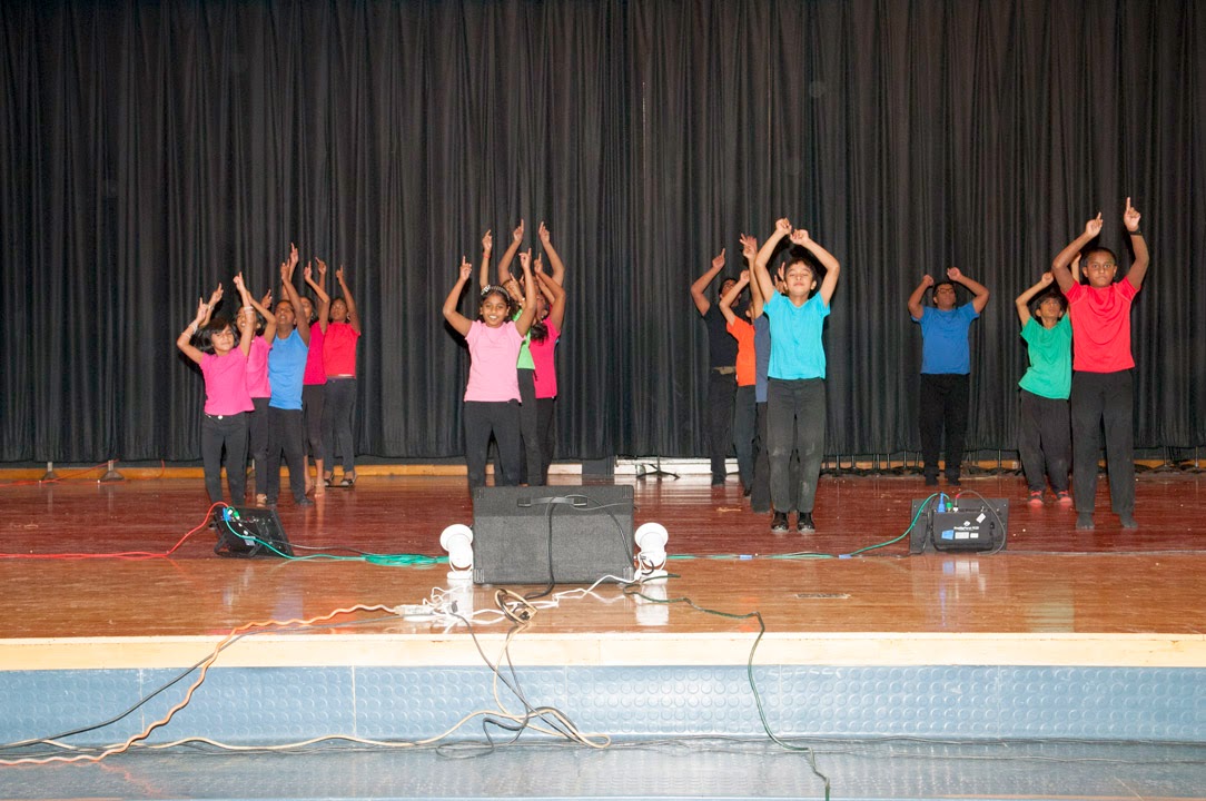 talentshow_11_15_2014_21-32-51